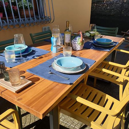 Marty&Olly Luxury Garden Apt Monterosso al Mare Bagian luar foto